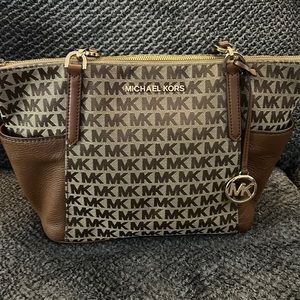 Micheal Kors bag gently used